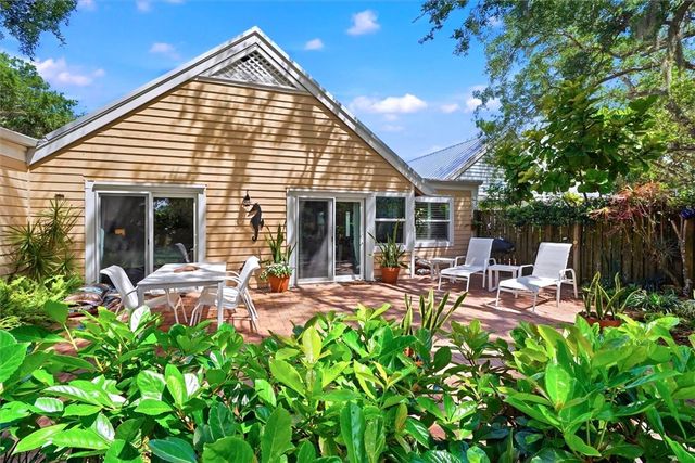 1543 Sabal Court, Vero Beach, FL 32963