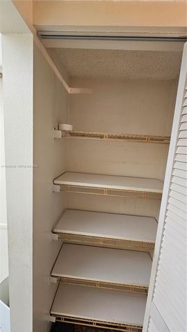 4980 E Sabal Palm Blvd 127, Tamarac, FL 33319