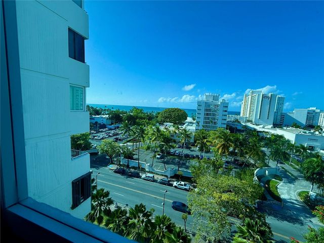 6410 ISLA VERDE AVENUE 8C, Carolina, PR 00979