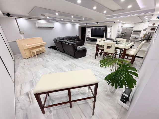 6410 ISLA VERDE AVENUE 8C, Carolina, PR 00979