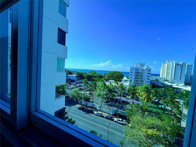 6410 ISLA VERDE AVENUE 8C, Carolina, PR 00979