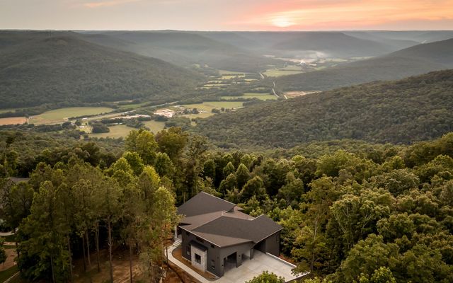 354 Waterwheel Way, Jasper, TN 37347