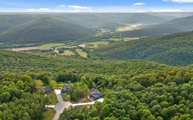 354 Waterwheel Way, Jasper, TN 37347