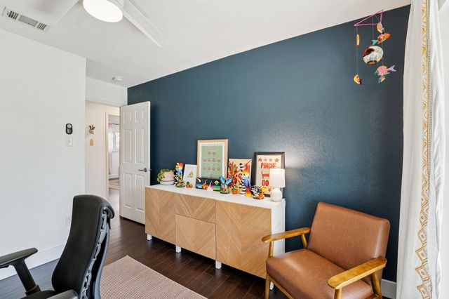 6509 Northeast DR, Austin, TX 78723