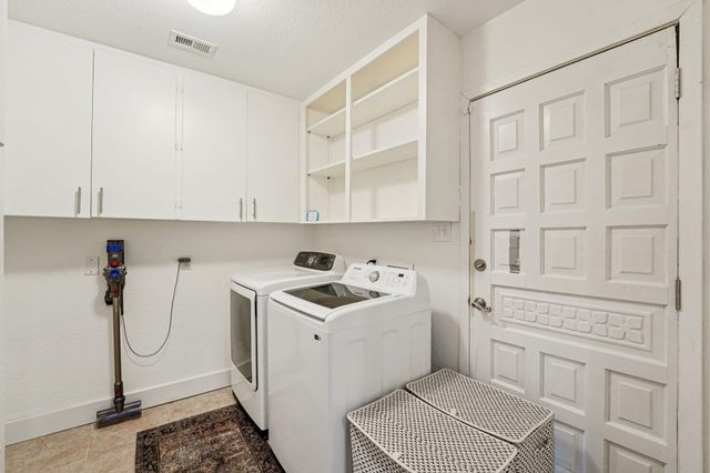 6509 Northeast DR, Austin, TX 78723