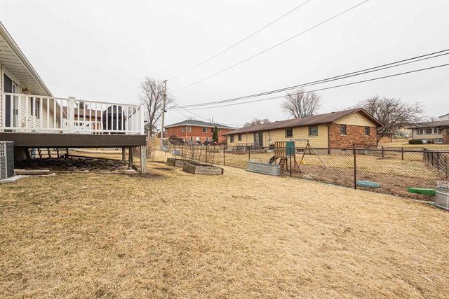 231 Rita Avenue, Dickeyville, WI 53808