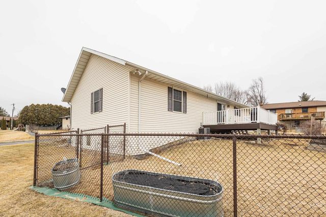 231 Rita Avenue, Dickeyville, WI 53808