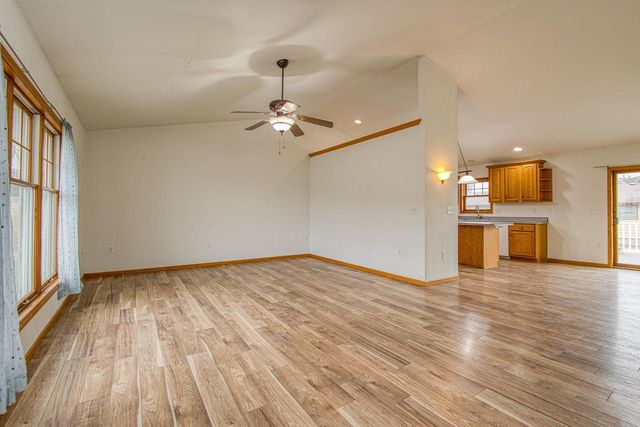 231 Rita Avenue, Dickeyville, WI 53808