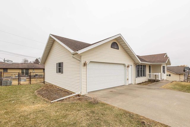 231 Rita Avenue, Dickeyville, WI 53808