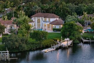 8709 SE Compass Island Way, Jupiter, FL 33458