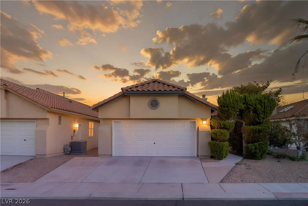 1904 Betsy Ross Drive, Las Vegas, NV 89108 — exterior