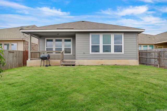 8132 Dublin Frst, San Antonio, TX 78253