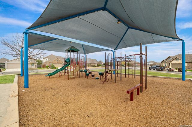 8132 Dublin Frst, San Antonio, TX 78253