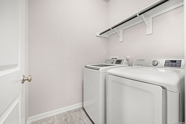 8132 Dublin Frst, San Antonio, TX 78253