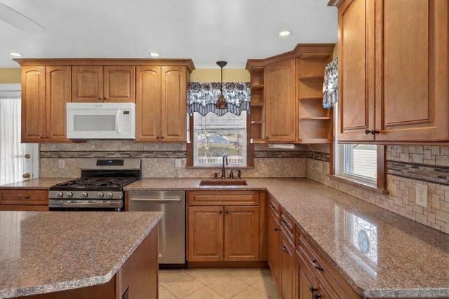 69 Spring Street, Hyannis, MA 02601