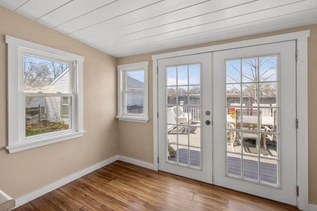 69 Spring Street, Hyannis, MA 02601