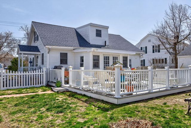 69 Spring Street, Hyannis, MA 02601