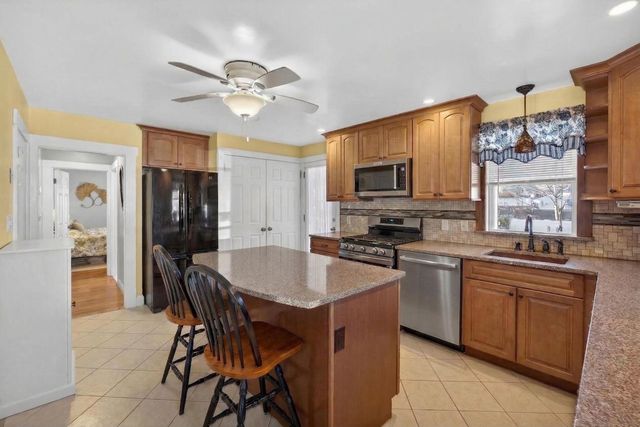 69 Spring Street, Hyannis, MA 02601