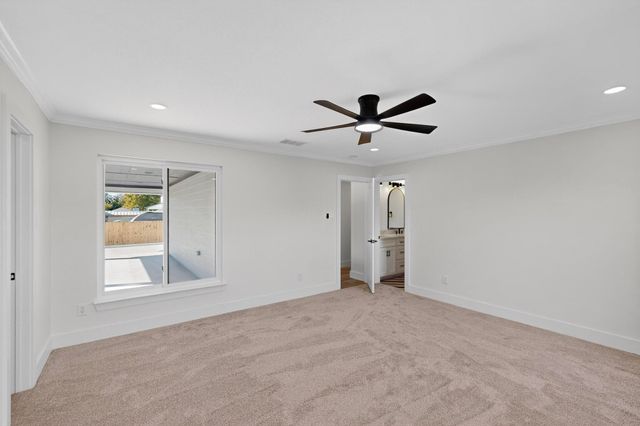 5912 Bertha Lane, Haltom City, TX 76117