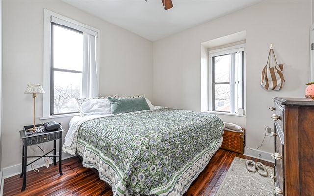 228-226 Ulysses St, Mt Washington, PA 15211