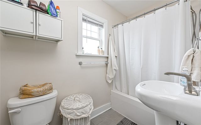 228-226 Ulysses St, Mt Washington, PA 15211