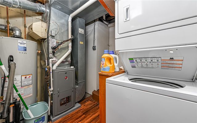 228-226 Ulysses St, Mt Washington, PA 15211