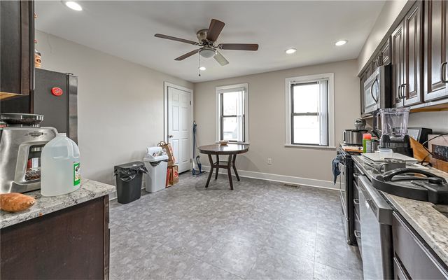 228-226 Ulysses St, Mt Washington, PA 15211