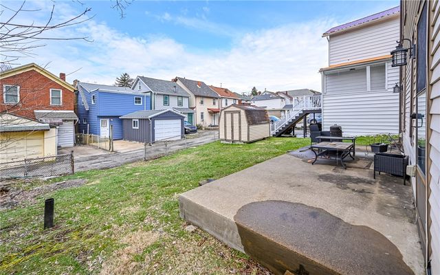 228-226 Ulysses St, Mt Washington, PA 15211