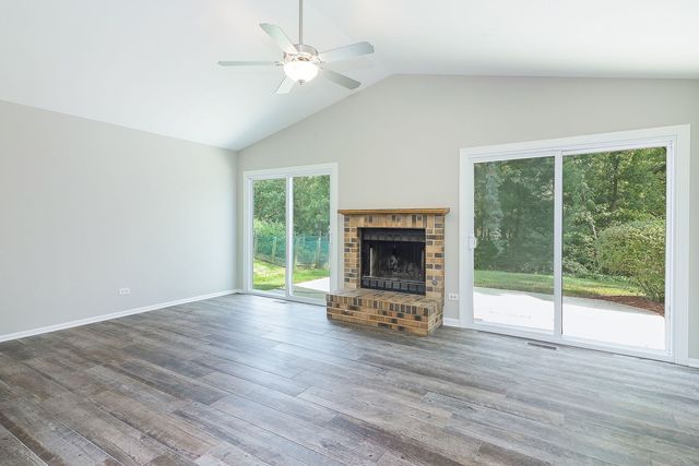 1302 Haverhill Circle, Naperville, IL 60563