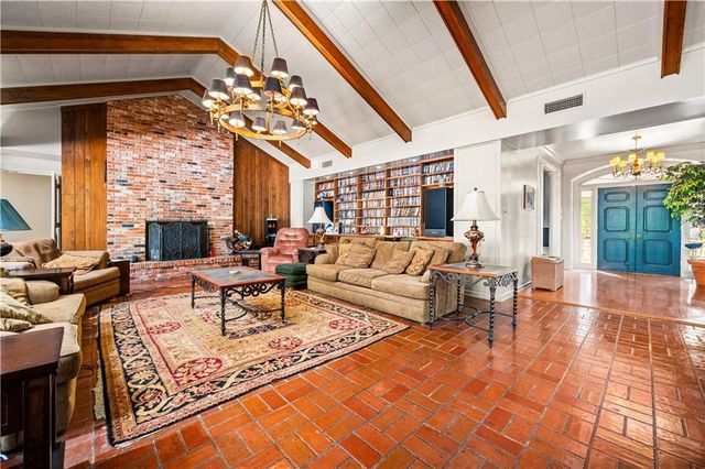 3803 PECAN Drive, Alexandria, LA 71302