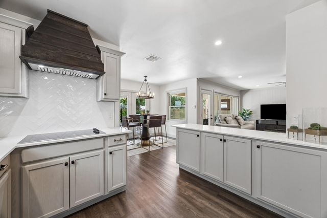 18222 Barbuda Lane, Houston, TX 77058
