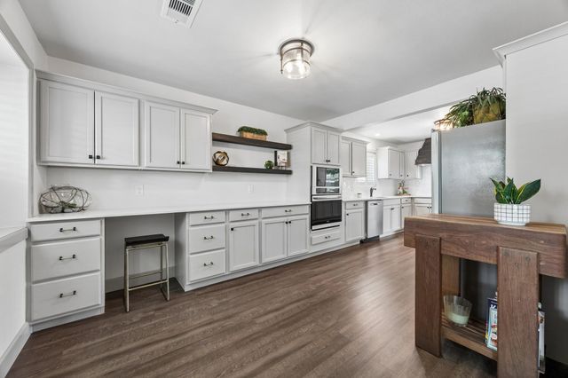 18222 Barbuda Lane, Houston, TX 77058
