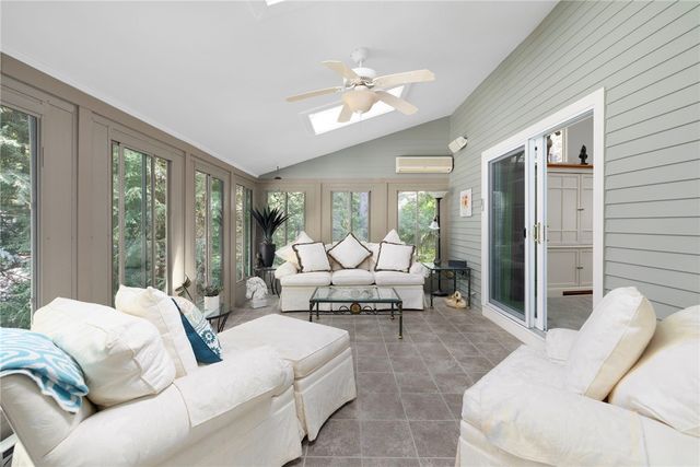 8 Princess Pine Road, Lincoln, RI 02865