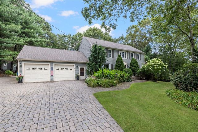 8 Princess Pine Road, Lincoln, RI 02865