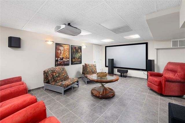 8 Princess Pine Road, Lincoln, RI 02865