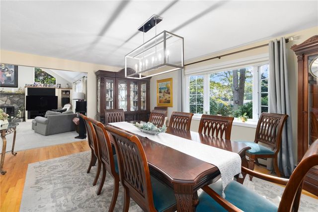 8 Princess Pine Road, Lincoln, RI 02865