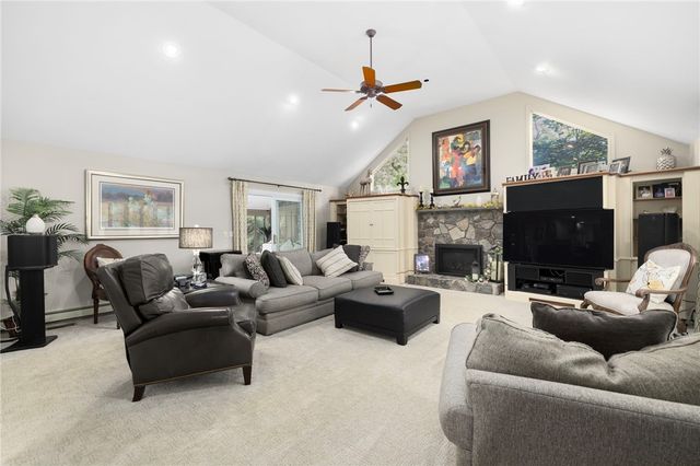 8 Princess Pine Road, Lincoln, RI 02865