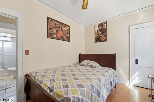 23 Orchard St, Elizabeth City, NJ 07208