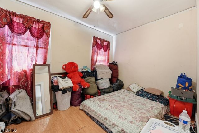 23 Orchard St, Elizabeth City, NJ 07208