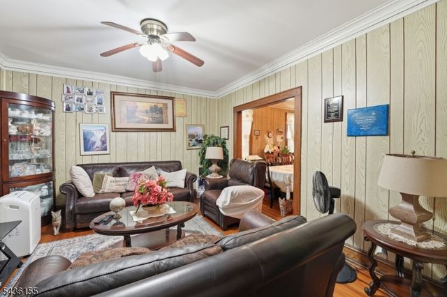 23 Orchard St, Elizabeth City, NJ 07208