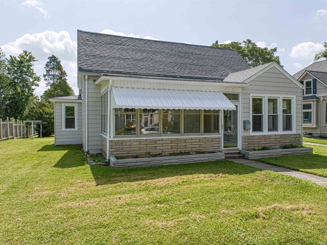 332 S First Street, Boonville, IN 47601
