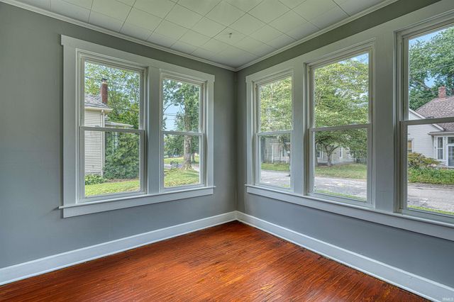 332 S First Street, Boonville, IN 47601
