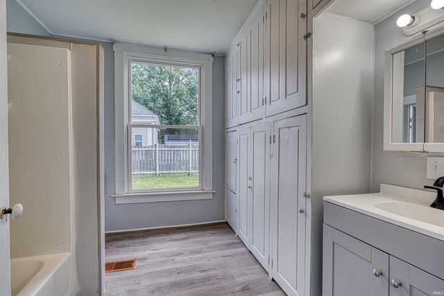 332 S First Street, Boonville, IN 47601