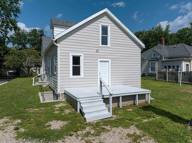 332 S First Street, Boonville, IN 47601