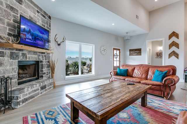 2610 Oak Hills Trail, San Angelo, TX 76904