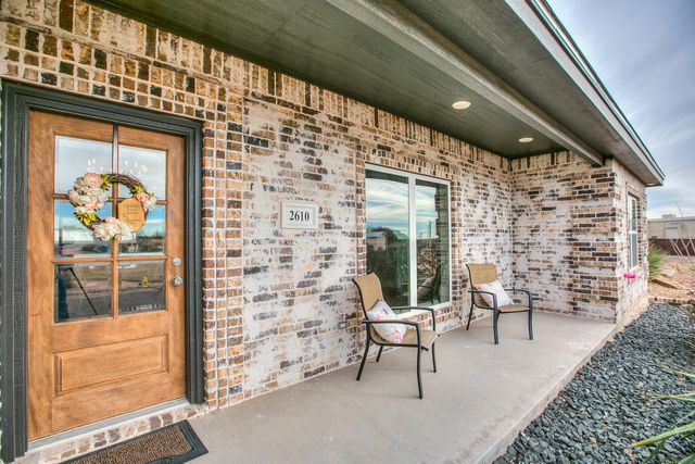2610 Oak Hills Trail, San Angelo, TX 76904