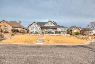 2610 Oak Hills Trail, San Angelo, TX 76904