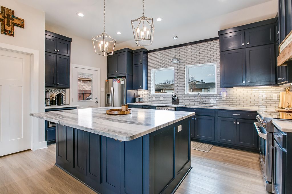 Image 18 of property listing at 2610 Oak Hills Trail, San Angelo, TX 76904