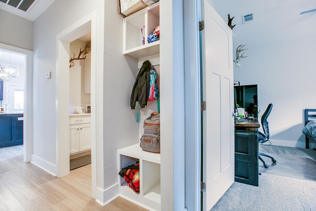 Image 37 of property listing at 2610 Oak Hills Trail, San Angelo, TX 76904