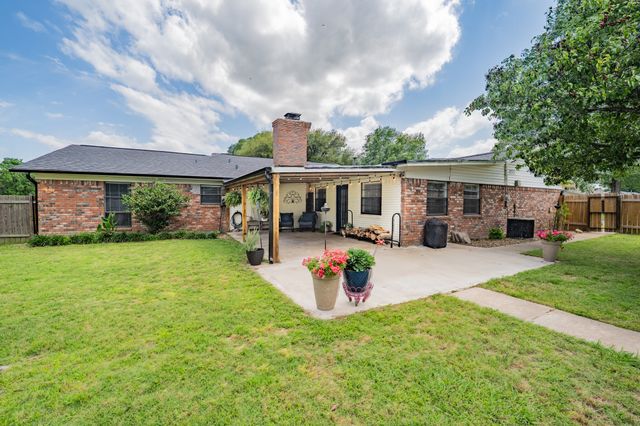 501 Junell Street, Sulphur Springs, TX 75482
